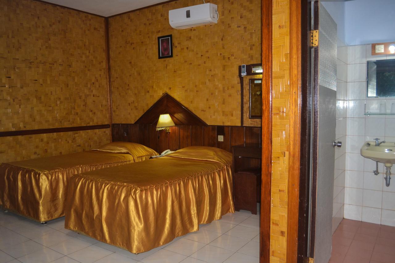Hotel Indra Toraja Rantepao Exterior photo